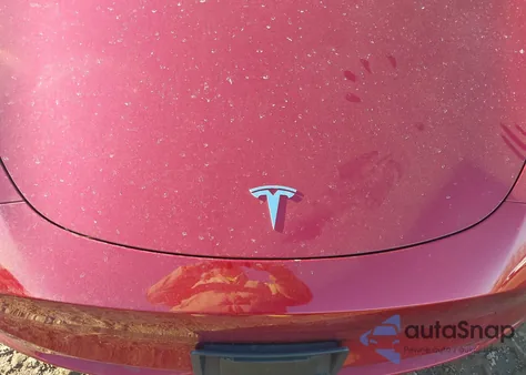 2024 Tesla Model Y Long Range Dual Motor All-Wheel Drive/Rwd from USA, damaged, VIN 7SAYGDEDXRF108046